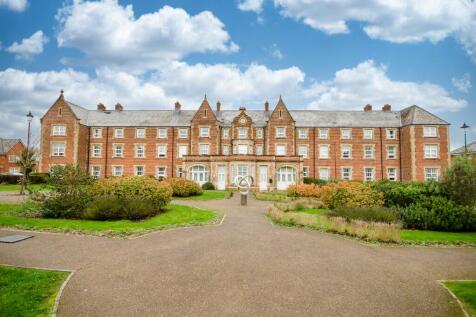 2 bedroom ground floor maisonette for sale