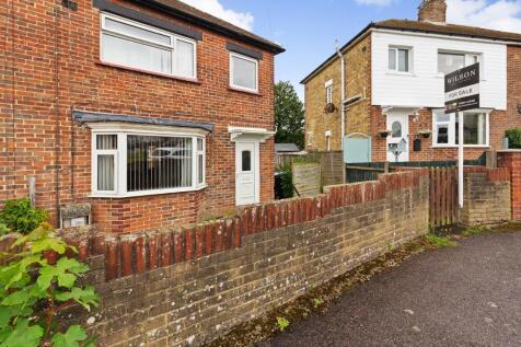 Forelands Square, Deal, Kent, CT14 9DT 3 bed semi