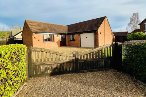 3 bedroom detached bungalow for sale