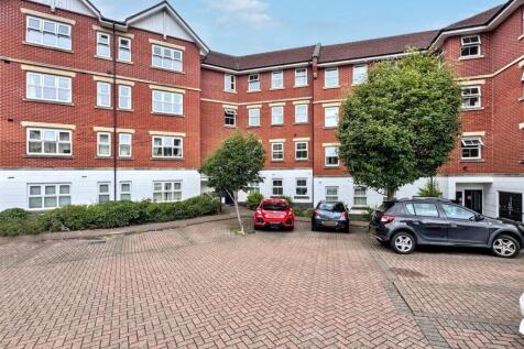 Bell Chase, Aldershot 2 bed apartment for sale