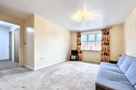 Bell Chase, Aldershot 2 bed apartment for sale
