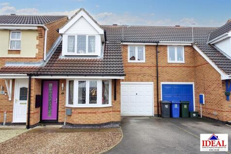 3 bedroom terraced house for sale