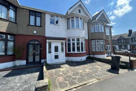 4 bedroom terraced house for sale