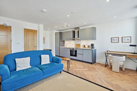 Peascod Street, Windsor 1 bed apartment for sale