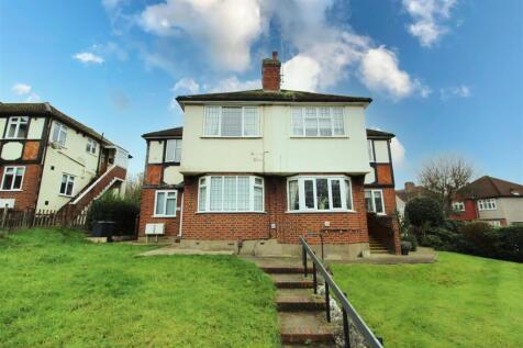 Epsom Road, Morden 2 bed maisonette for sale