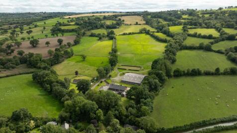Cae Castell, Abermeurig, Lampeter... 6 bed house for sale