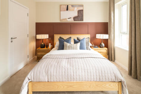 Trinity Park, Woolwich, SE18 3 bed apartment for sale