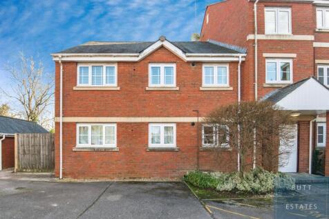 Exeter EX2 2 bed flat for sale