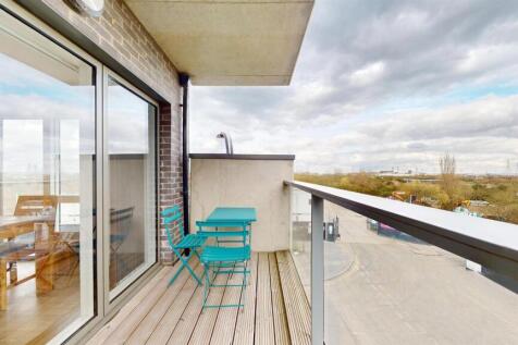 1 bedroom flat for sale