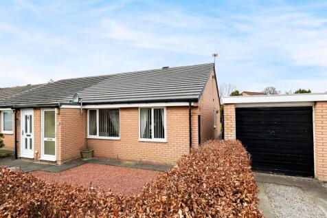 2 bedroom semi-detached bungalow for sale
