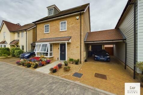 5 bedroom detached house for sale