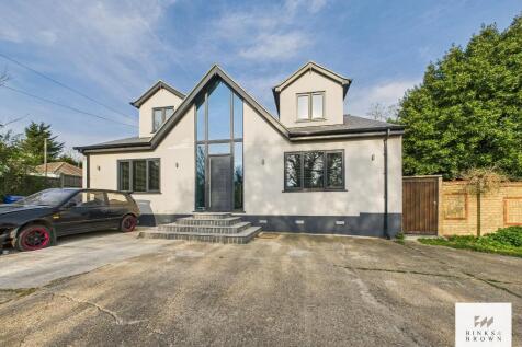 5 bedroom detached house for sale