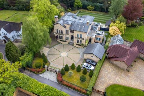 7 bedroom house for sale