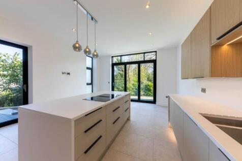 5 bedroom house for sale