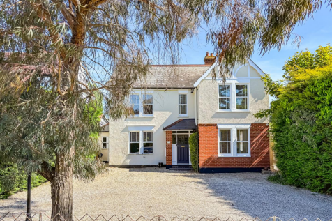 Eastwood Road, Rayleigh SS6 4 bed house for sale