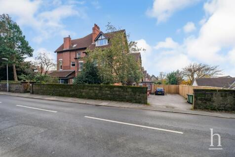 Village Road, West Kirby CH48 2 bed flat for sale