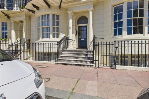 Regency Square, Brighton BN1 1 bed flat for sale
