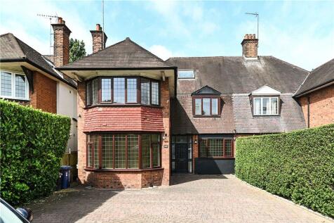 Finchley Road, London, NW11 2 bed flat for sale