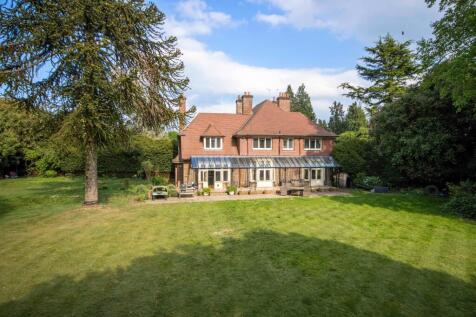 Chenies Road, Chorleywood, WD3 4 bed semi