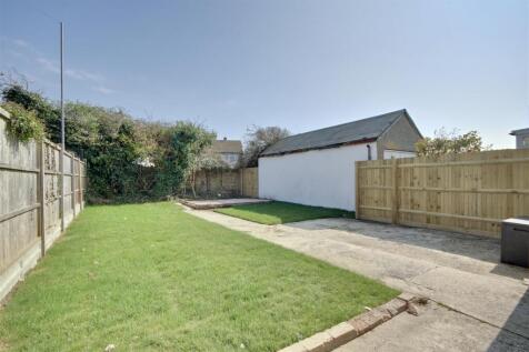 3 bedroom chalet for sale