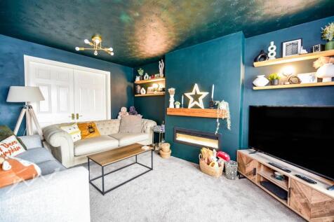 5 bedroom house for sale