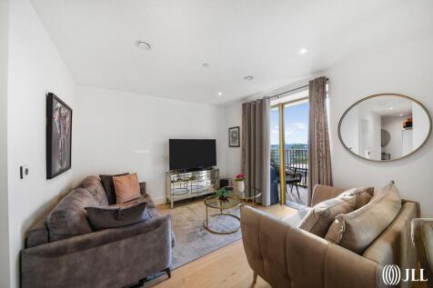 Capital Interchange Way Brentford TW8 1 bed apartment for sale