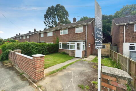 Elm Crescent, Southampton SO45 3 bed semi