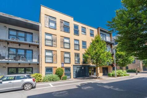 Letchworth Road, Stanmore, HA7 1 bed flat for sale