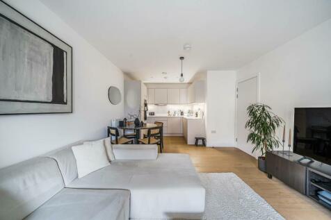 1 bedroom flat for sale