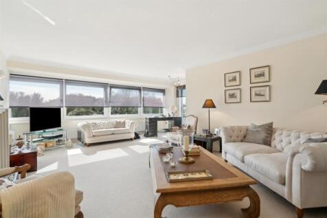 Somerset Road, London SW19 2 bed flat for sale