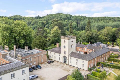 Apley Park, Bridgnorth, Shropshire 4 bed townhouse for sale