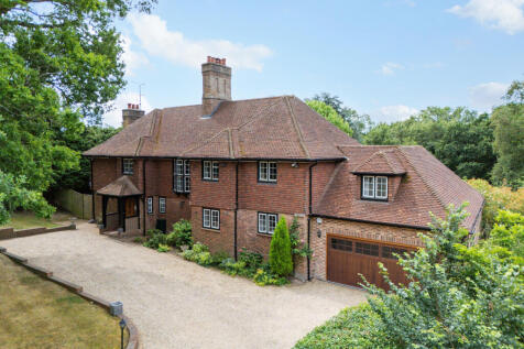 The Ridge, Epsom, KT18 6 bed detached house for sale