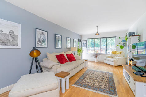 Hanger Lane, London, W5 2 bed apartment for sale