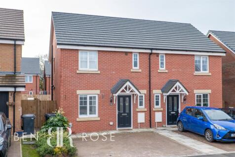 Swallowtail Way, Bamber Bridge 3 bed semi