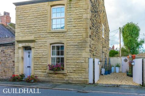 2 bedroom cottage for sale