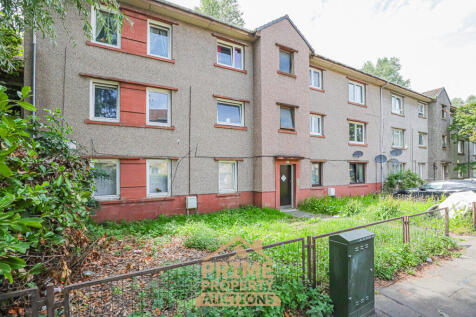 West Pilton Gardens, Edinburgh EH4 3 bed flat for sale