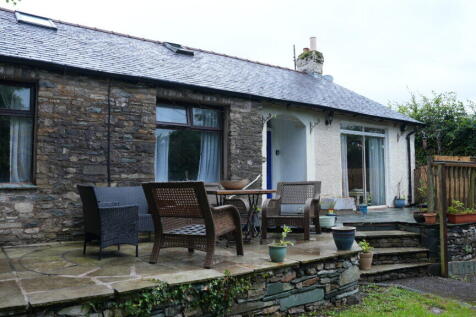 3 bedroom semi-detached bungalow for sale