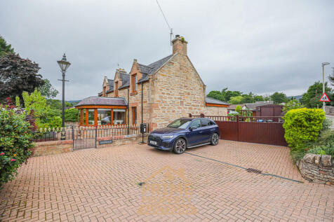 2 bedroom detached house for sale