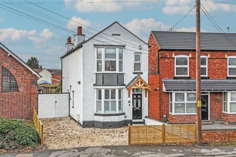 2 bedroom detached house for sale