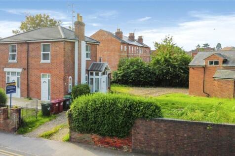 House of multiple occupation for sale