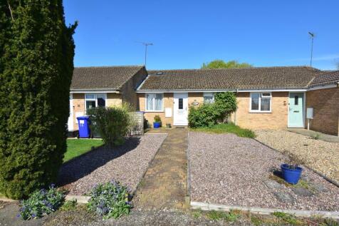 2 bedroom terraced bungalow for sale