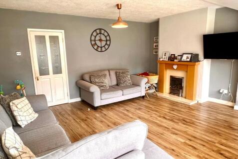 Wigston Lane, Aylestone, LE2 3 bed semi