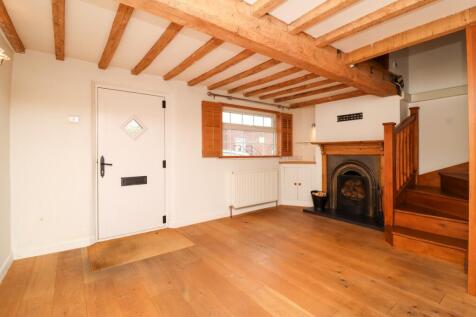 Main Street, Great Glen, Leicester, LE8 2 bed cottage for sale