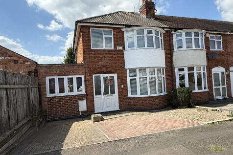 Lymington Road, Leicester, Leicester... 4 bed end of terrace house for sale