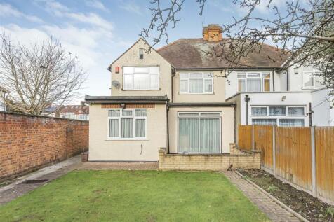 Ridge Avenue, Winchmore Hill 3 bed semi