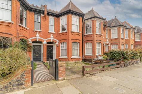 Grasmere Road, Muswell Hill, N10 2 bed flat for sale