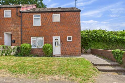 Lane End, High Wycombe HP14 3 bed end of terrace house for sale