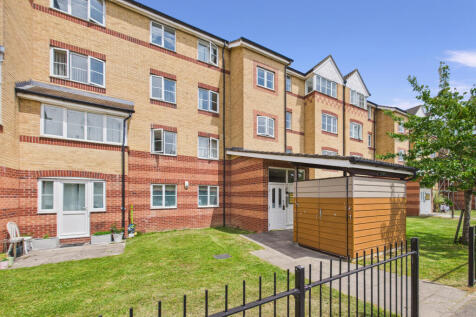 Princes Gate, High Wycombe HP13 2 bed apartment for sale