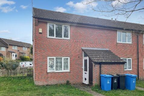1 bedroom maisonette for sale