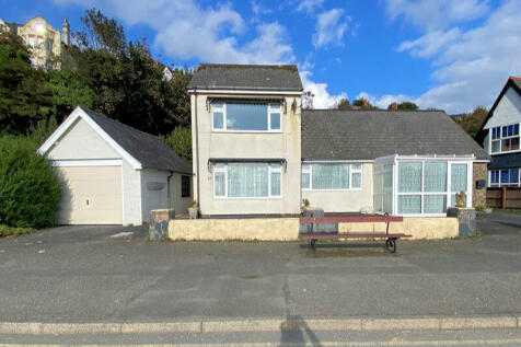 2 bedroom detached house for sale